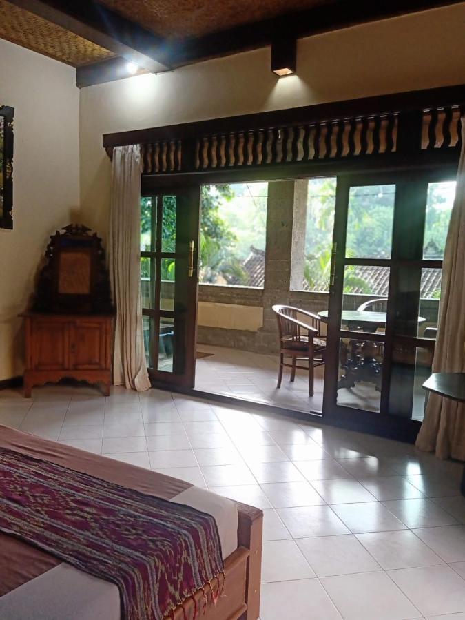 Family Guest House Ubud  Exterior photo